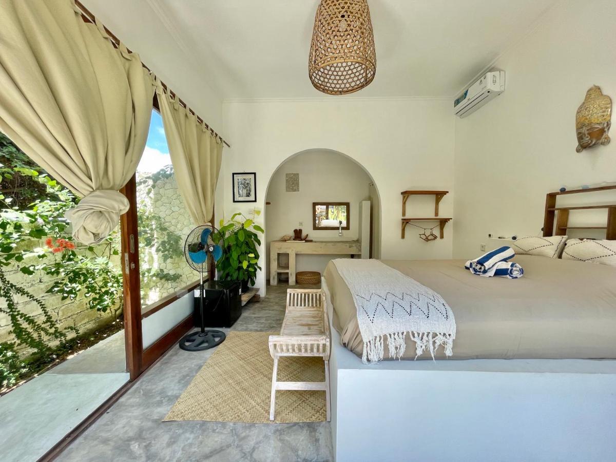 Bed and Breakfast La Kreyiol Uluwatu Exterior foto