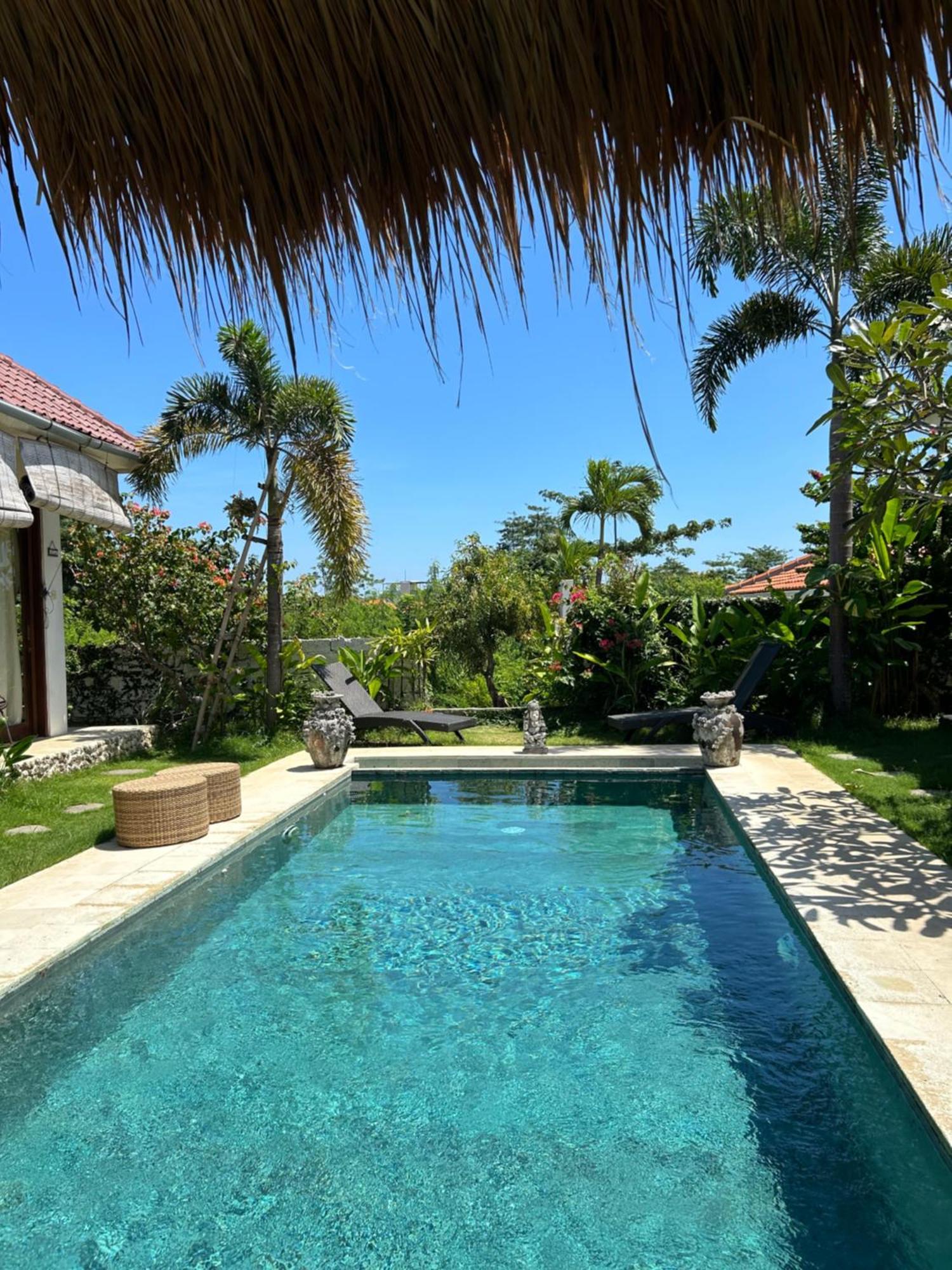 Bed and Breakfast La Kreyiol Uluwatu Exterior foto